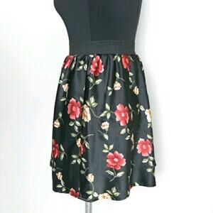 Women Floral Satin Skirt Small